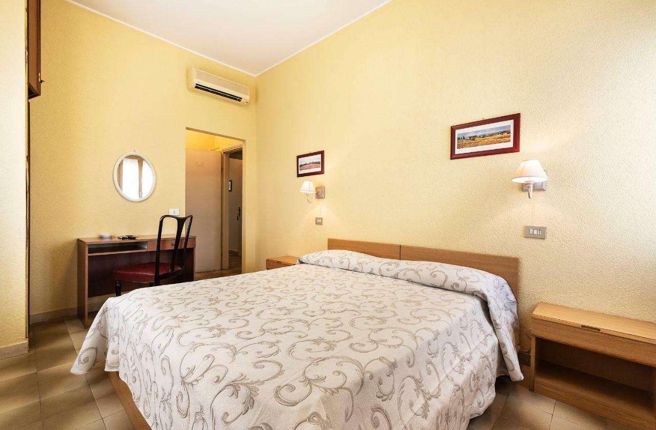 Hotel Aurelia Tarquinia Luaran gambar