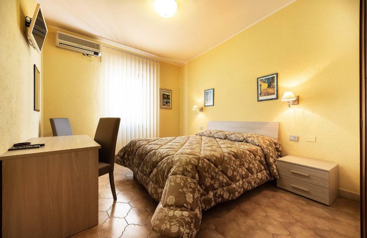 Hotel Aurelia Tarquinia Luaran gambar